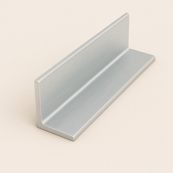 Уголок алюминиевый прессованный равнополочный 90х6х6 мм Д1 ГОСТ 13737-90 в наличии в Санкт-Петербурге