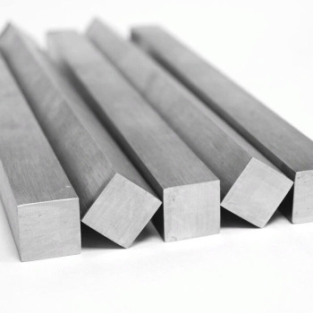 Квадрат нержавеющий 100х100 мм AISI 316L в наличии в Санкт-Петербурге